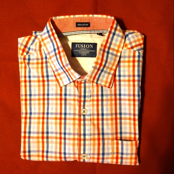 Shirt - Picture 1 of 6